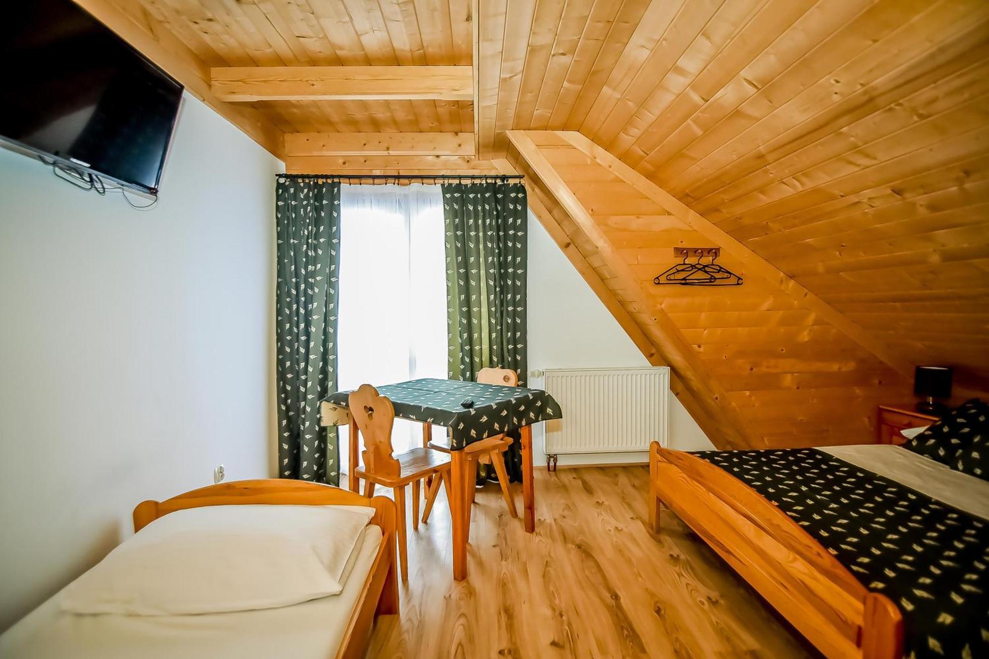 Willa Pod Orlem Jacuzzi Sauna コシチェリスコ エクステリア 写真