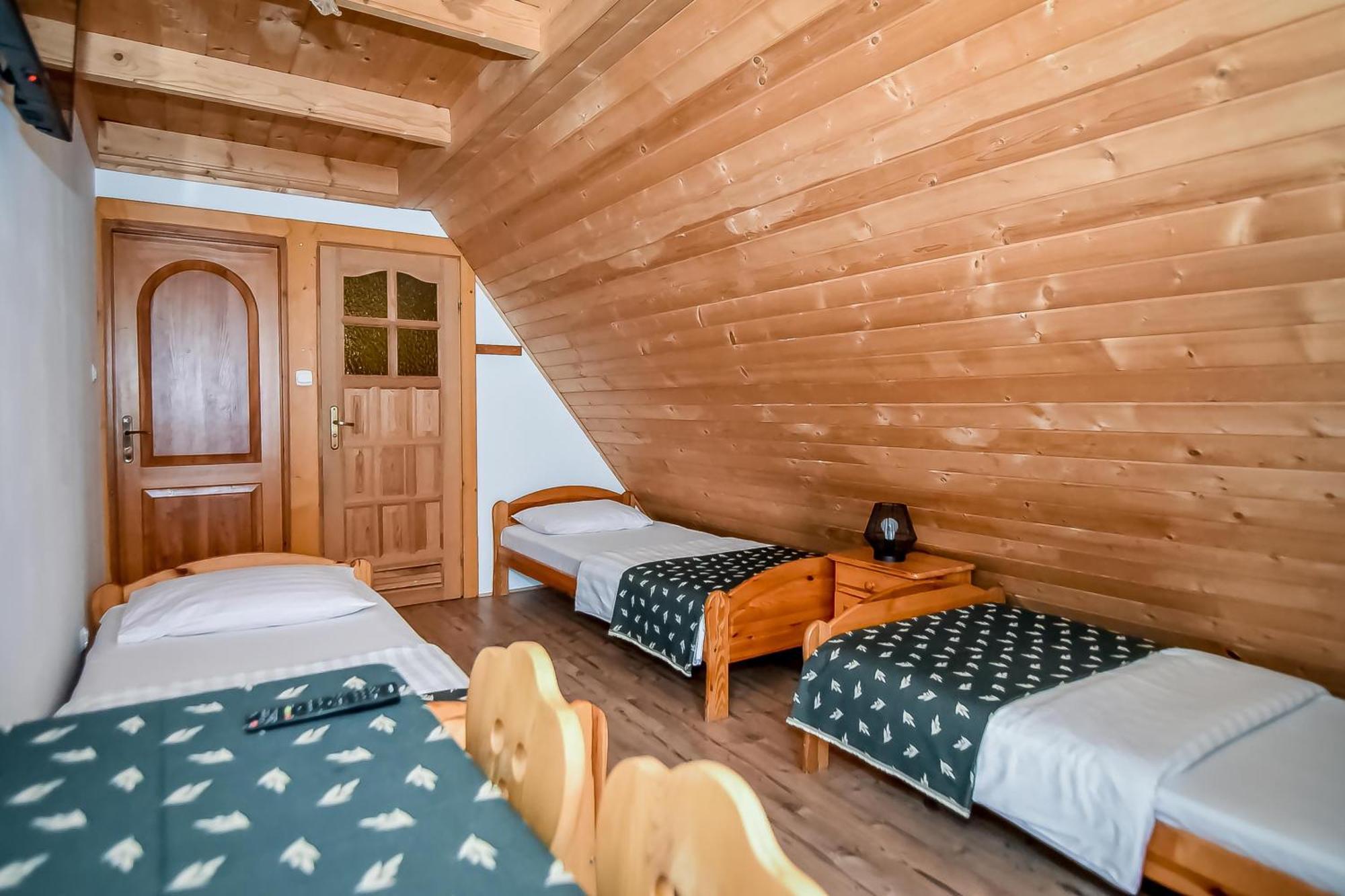 Willa Pod Orlem Jacuzzi Sauna コシチェリスコ エクステリア 写真