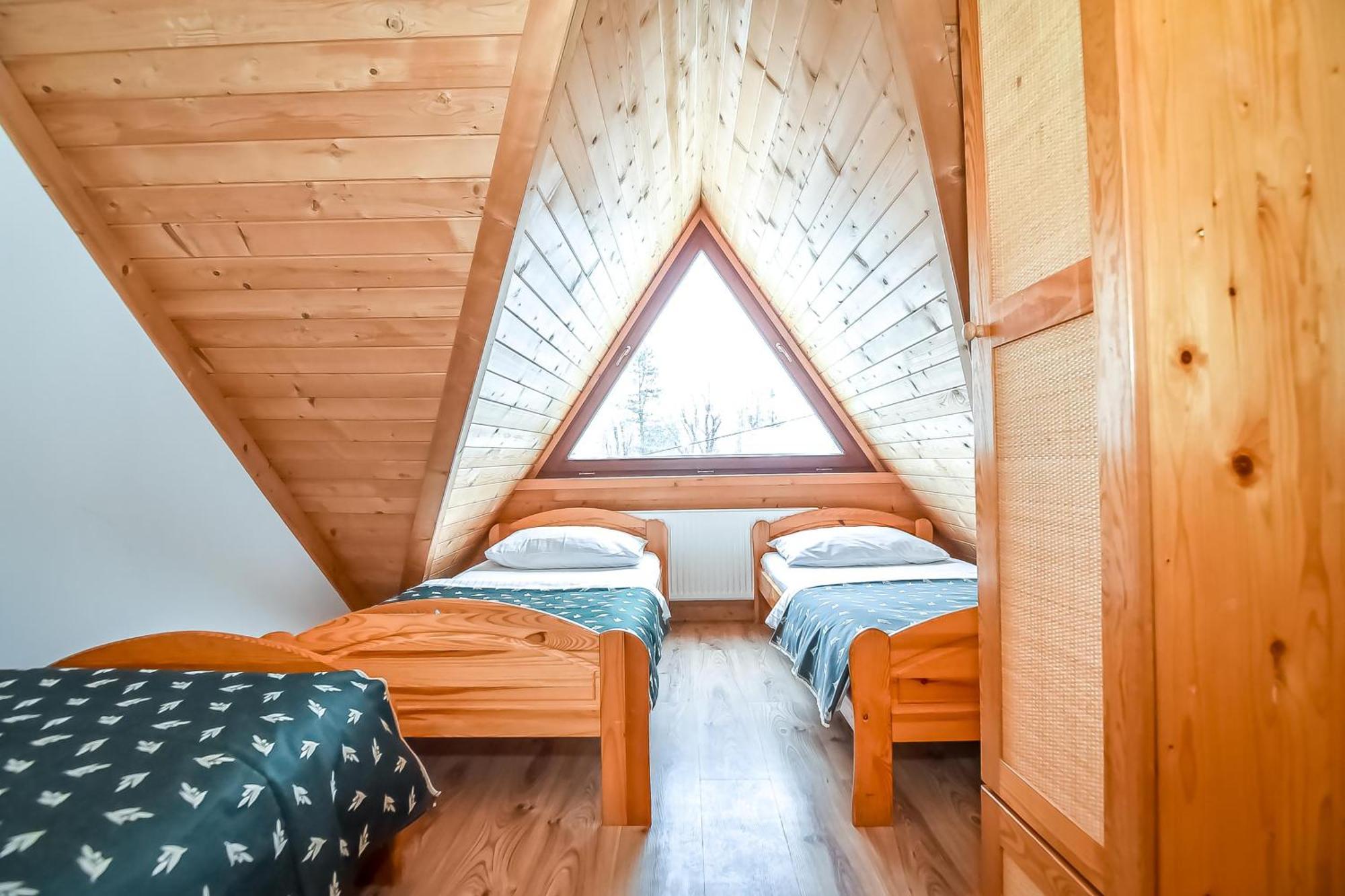 Willa Pod Orlem Jacuzzi Sauna コシチェリスコ エクステリア 写真