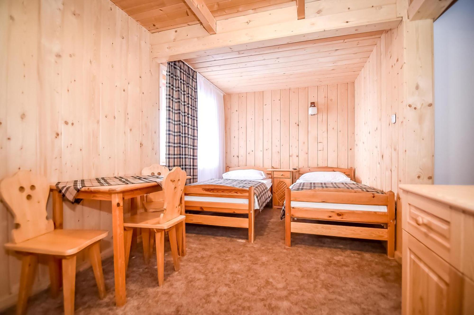 Willa Pod Orlem Jacuzzi Sauna コシチェリスコ エクステリア 写真
