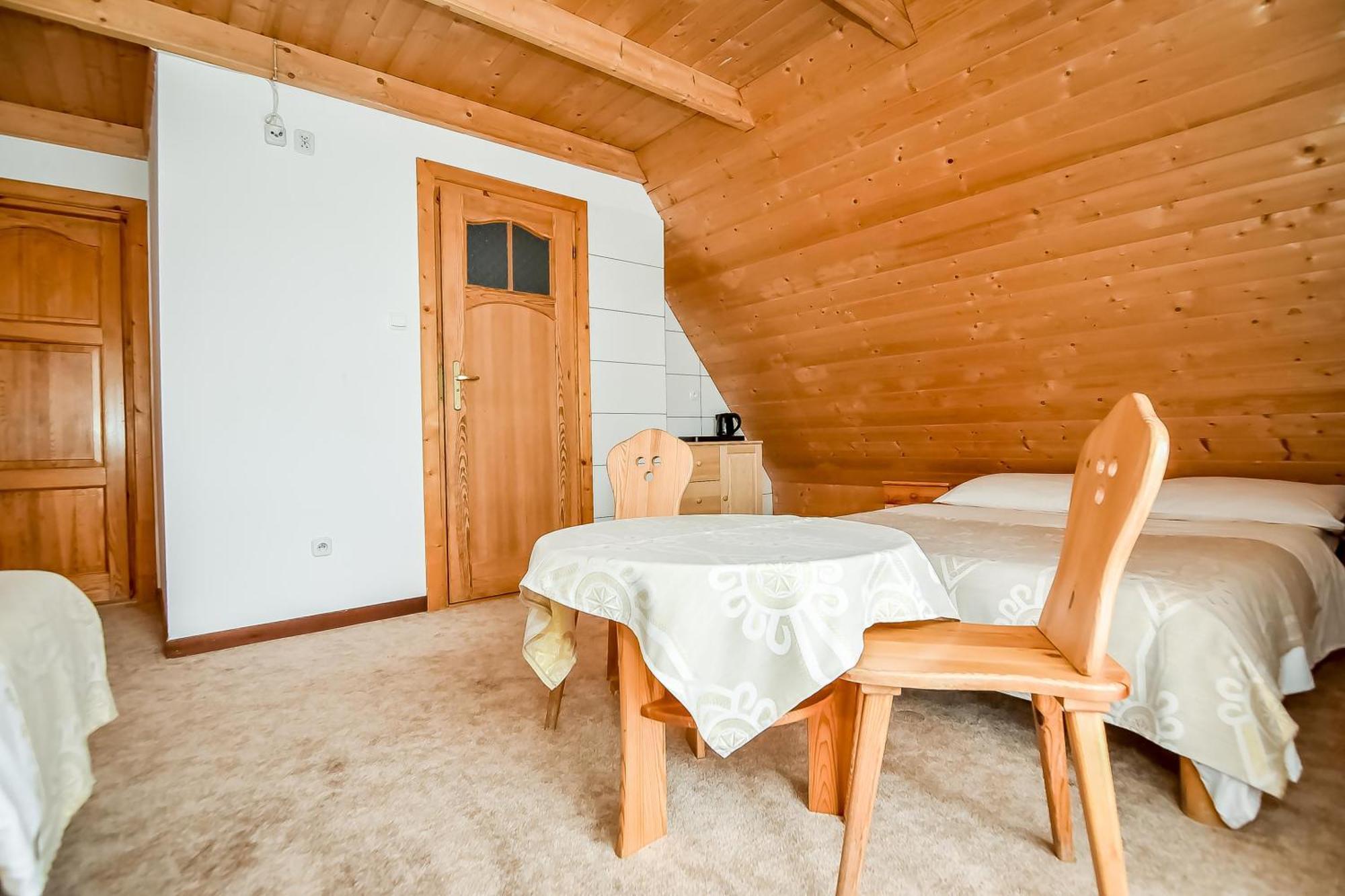 Willa Pod Orlem Jacuzzi Sauna コシチェリスコ エクステリア 写真